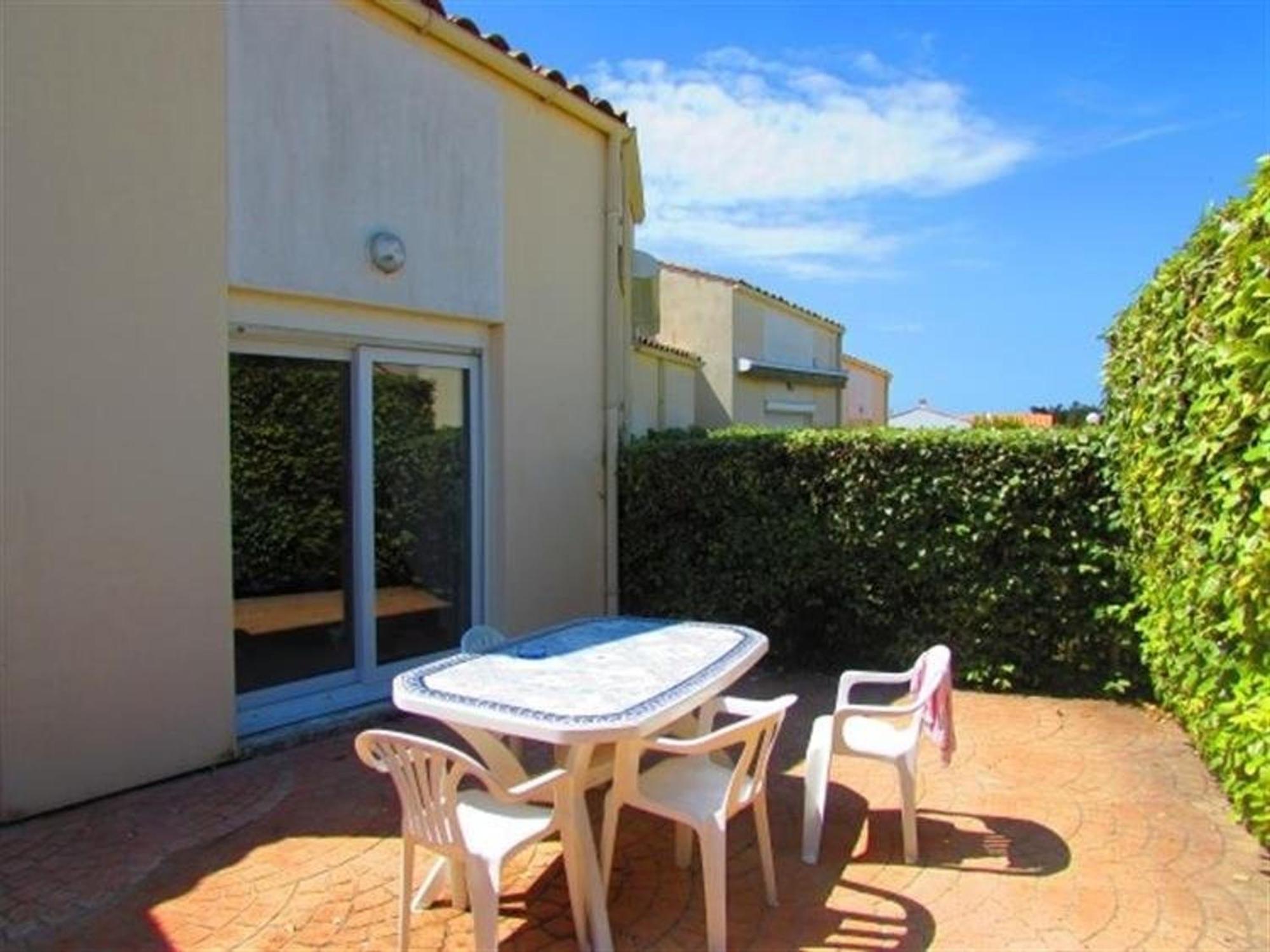 Charmante Maison Avec Piscine, 6 Couchages, Proche Plage - Saint-Denis-D'Oleron - Fr-1-246A-154 Екстериор снимка
